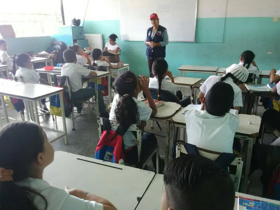 DPDDeltaAmacuro's tweet photo. #14Ene / Niños y niñas del Centro Educativo Carabobo recibieron un conversatorio por articuladores sociales de .@DPDPrevencion en aras de promover el desarrollo de Habilidades para la vida en los participantes. https://t.co/w4k71wBTOK