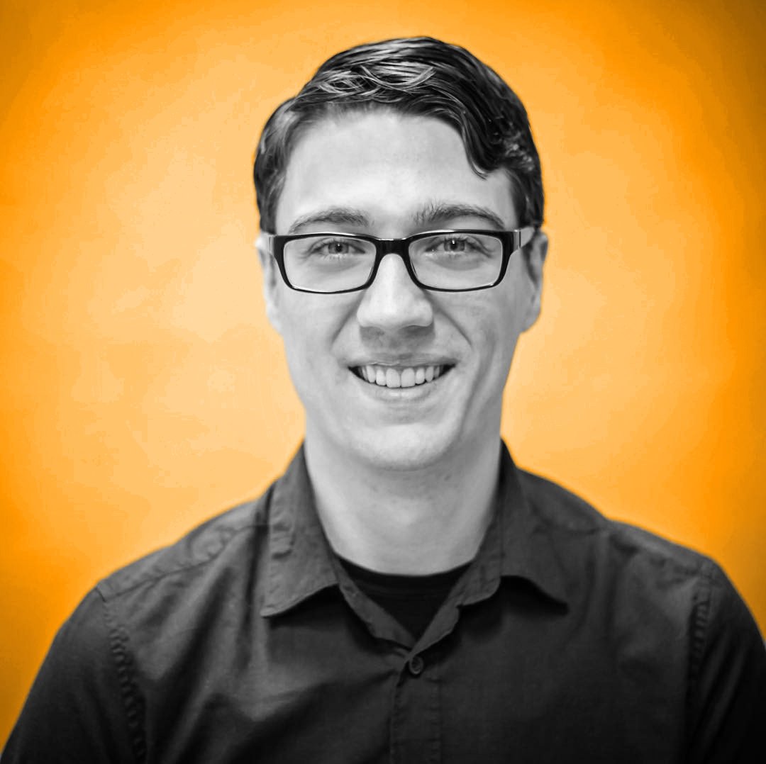 MySwayApp's tweet photo. #Writer, #producer, and #crowdfunding #specialist @themichaeldavison seems to never run out of great #ideas!. 💡 https://t.co/S8d1ai0ZVM