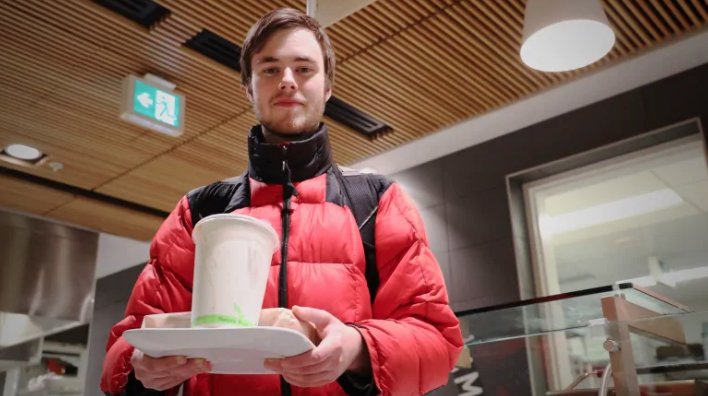 Dining options at #UBC residences emphasize plant-based meals as <a href="/ubcfoodie/">UBC Food Services</a> chef makes switch: buff.ly/2M7uVYO via <a href="/cbcnewsbc/">CBC British Columbia</a>