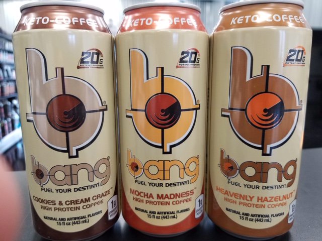 Fitness41866718's tweet image. With a whopping ​2️⃣​​0️⃣​ grams of protein you can consider Bang Keto-Coffee a part of your daily GRIND​☕​​‼️#bang #vpx #bangenergy #keto