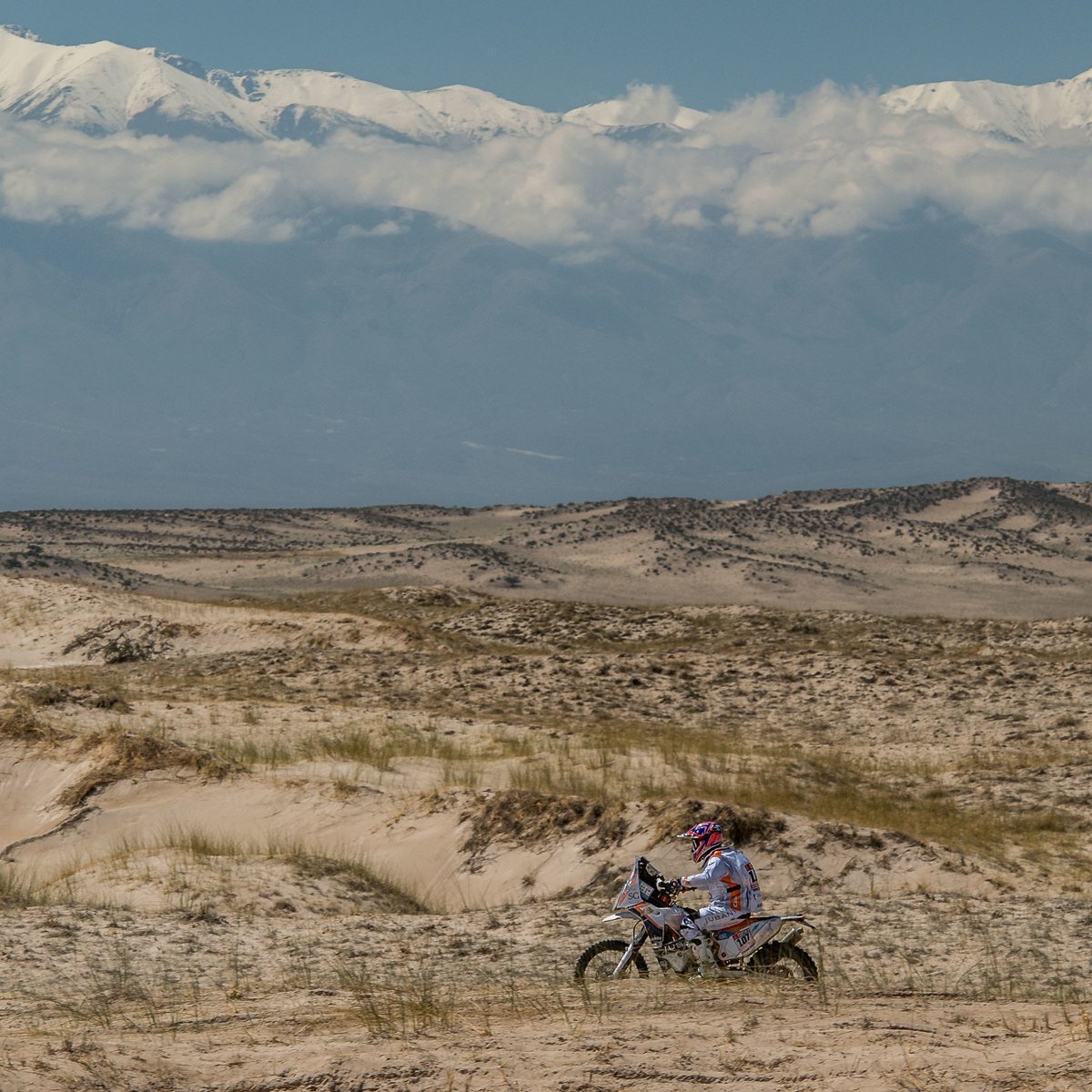 Mentre estava corrent no tenia massa temps de mirar el paisatge, una pena perquè era espectacular!!! #Dakar