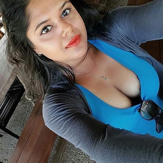 anushka17_singh's tweet photo. #BoobsQueen

 @ImNeha90
@SupperSunny @Cute_Didu @galaactus @ms395481 @DDevilav08 @ssakshii_diva @fri55534410 @instasaves @luckysi1599 @idevsena0 @deisikumari @instaqueenx @nikita13121983 @Komal__bhatiya @Supriya15711 @crazy_dipika https://t.co/8k52U7yBkz