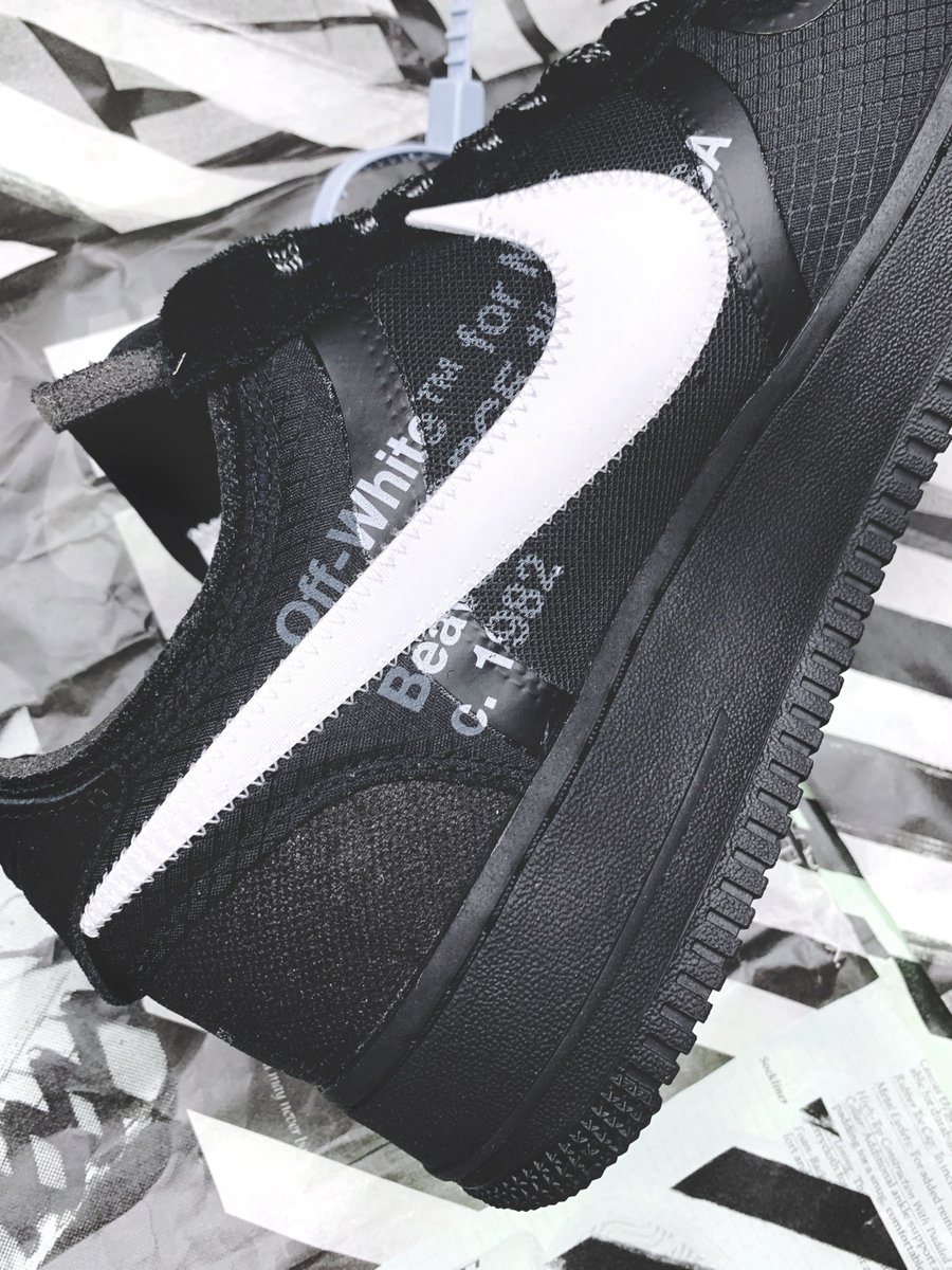 SoleSavy's tweet photo. 🚨🚨🚨 CONTEST! Enter to win a FREE pair of Off-White x Nike Air Force 1 "Black" in your Size! Entry is simply:

1. Follow @SoleSavy 
2. RT this tweet
3. Like this tweet
4. Enter the contest here: https://t.co/NddRmiYCkg

You can also enter on Instagram: https://t.co/Iyjk2nGd6K https://t.co/n4ArHJ8vKX