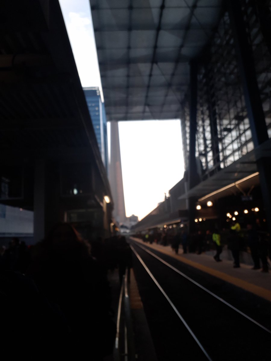 This is the platform from the Accessibility car, #gotransit @GOtransit . Kitchener line. Waiting for the 5:02pm. #BringBacktheExpress