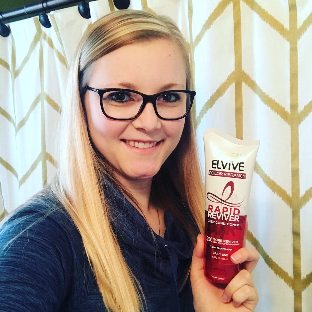 a_tay91121's tweet photo. My hair got a little love from this beauty. 💁🏼‍♀️ It helps keep my color-treated hair soft, healthy, and vibrant, and it smells great too! Thanks @influenster for the complimentary bottle! @Influenster [user:lorealparisusa] #StopWaiting #ElviveRevive #complimentary https://t.co/nMBWjlVFV6