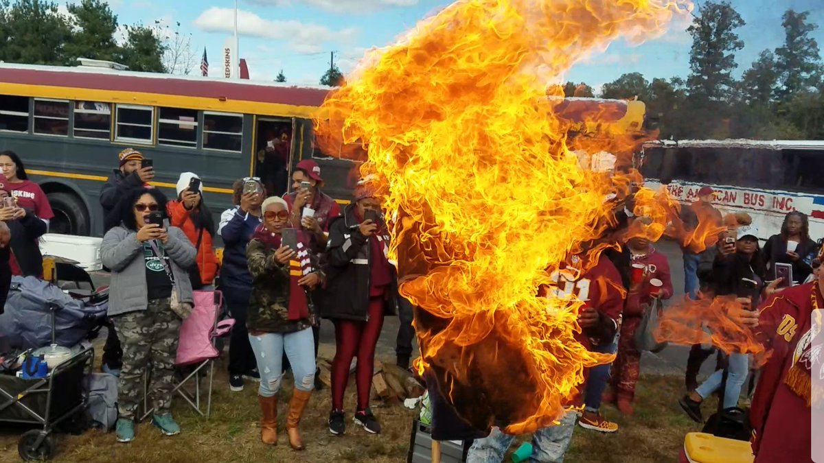 DIESEL70CHIP's tweet photo. G.O.A.T. - Greatest Of All Tailgates. Every Year, It Goes Down In "The Tribe" #burnthatdallasjersey #truechampion #ualreadyknow #returntogreatness #dieselreloaded #httr #thepeoplestailgate https://t.co/j1sHu51I5b