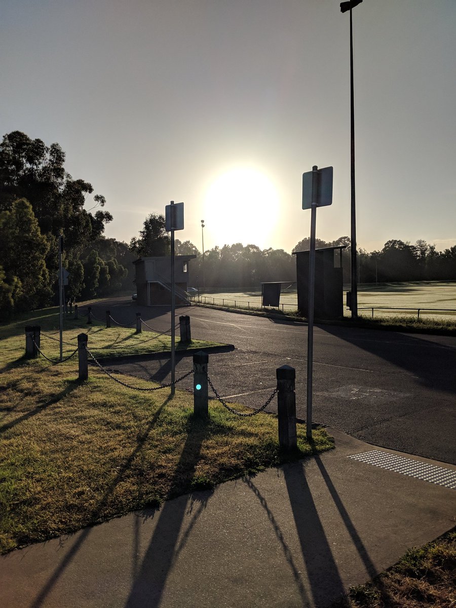 DGorica's tweet photo. Most likely the last morning run in #Melbourne for the year!! #RunDenisRun https://t.co/303jpbCrh9