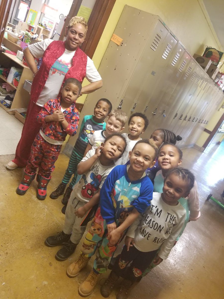TeamBEAM2's tweet photo. Sunbeam students wear pajamas to raise $$ for the United Way! ⁦@CLEMetroSchools⁩ https://t.co/pw3NQsWJ3G