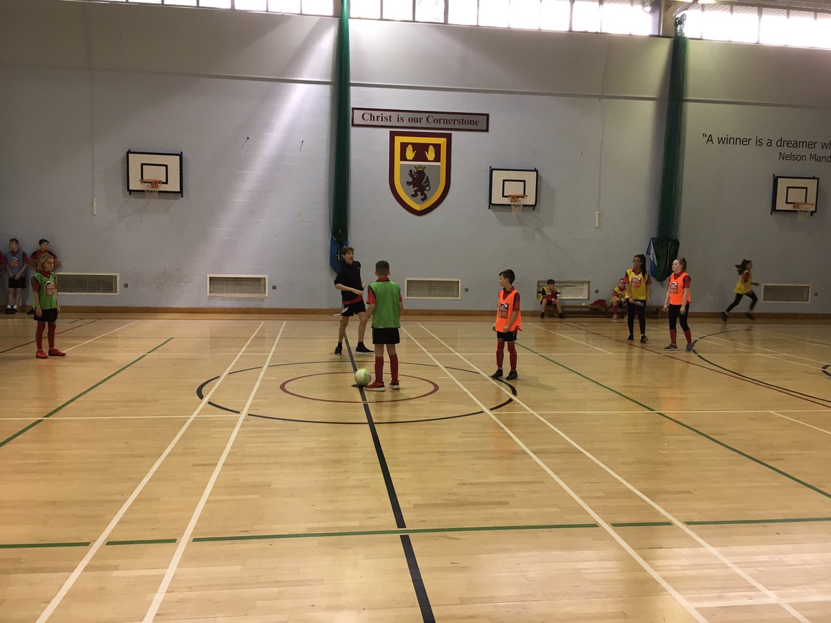 devon_fa's tweet photo. FUTSAL| thanks to @StCMPEdept for having us today to work with your student leaders &amp; introduce them to futsal. They put on a top event for Year 7’s as part of their @SchoolsFootball project #devonfutsal https://t.co/9nOjqVBqvO