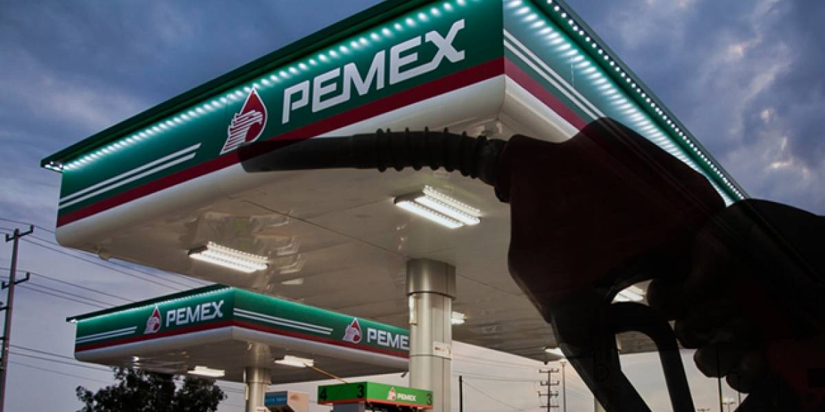 El SAT reporta 194 gasolineras con irregularidades, 32 están presuntamente vinculados al robo de combustible.  quehacerhoymx.blogspot.com/2019/01/el-sat…