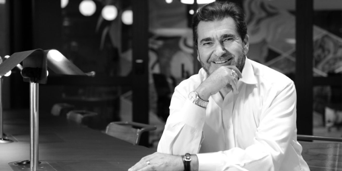 CityscootParis's tweet photo. C'est avec une immense tristesse que nous avons appris la disparition de Bruno Vanryb, conseiller stratégique de Cityscoot, entrepreneur, expert et bien plus encore. Sa générosité et son altruisme manqueront à tous ceux qui l'ont côtoyé. Toutes nos pensées vont à sa famille. https://t.co/YoKq0Ana8u