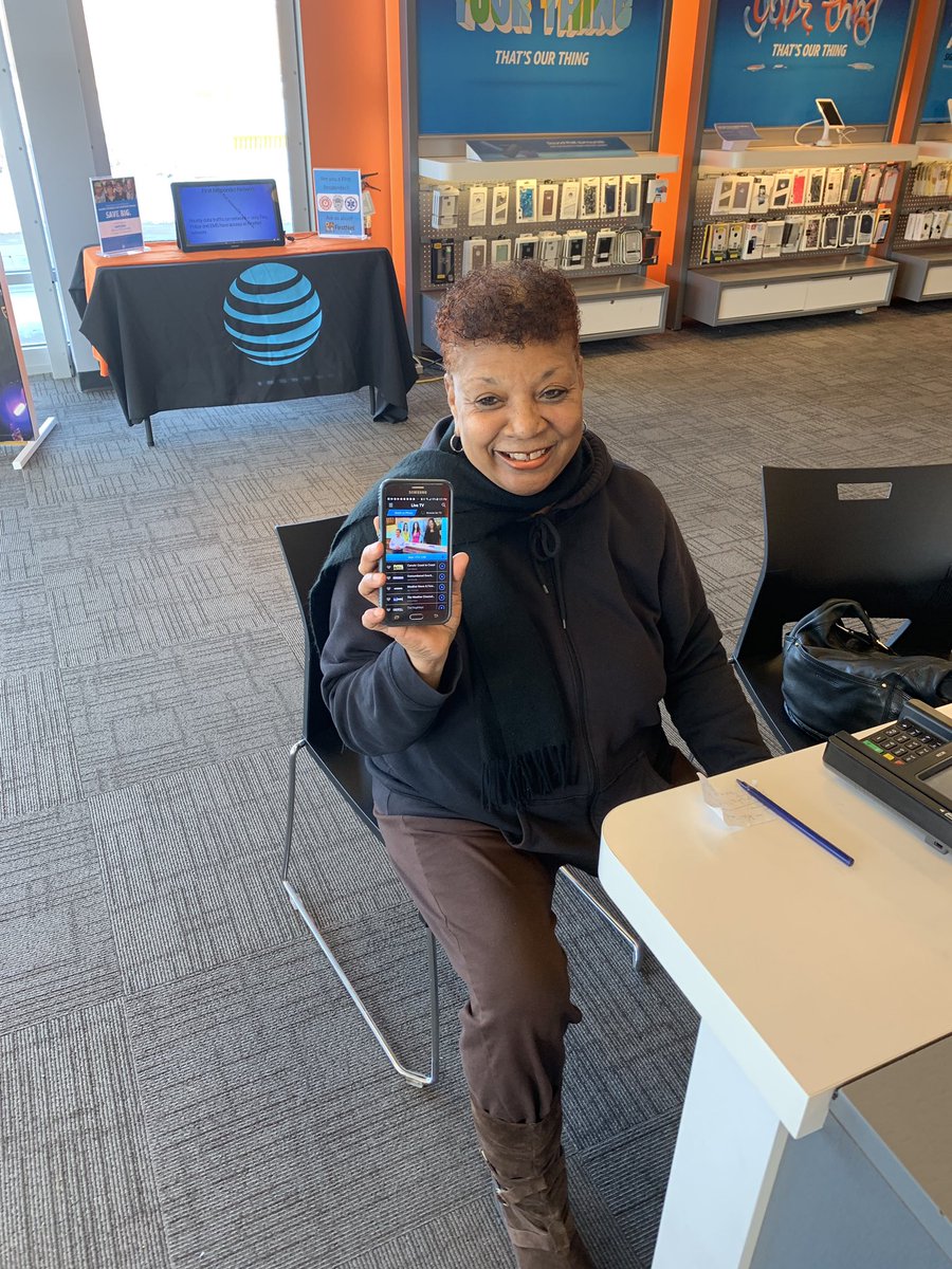 Premium DTV going out of Brandywine this afternoon wow set up and a happy camper @DaijuanDavisSr @ATTPortablesEVD <a href="/JakeAraghi/">Jake Araghi</a> <a href="/elthonmunoz/">Elthon Munoz</a>