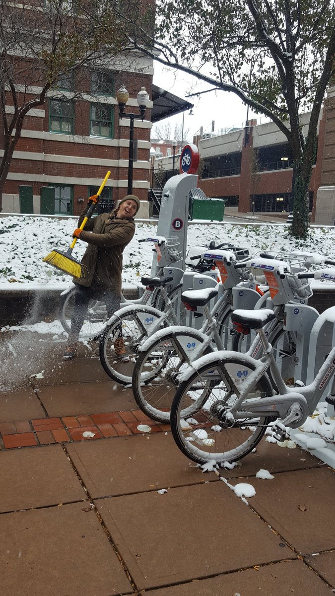 RideKCBike's tweet photo. We're still digging bike stations out of the snow! Don't forget to allow extra travel time today and keep the #rubbersidedown. https://t.co/u77gU3XUvA