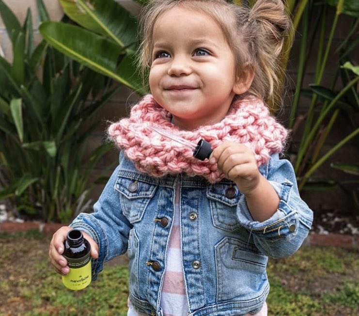 NaturNaturally's tweet photo. Did you know that Neverbite is 100% safe for children! Our all natural mosquito and bug biting repellent keeps bugs from biting your precious babies. Private message me for more details!  #mosquitos #allnatural #Children #safety #traveltips #mondaythoughts https://t.co/uchTbsC3WN