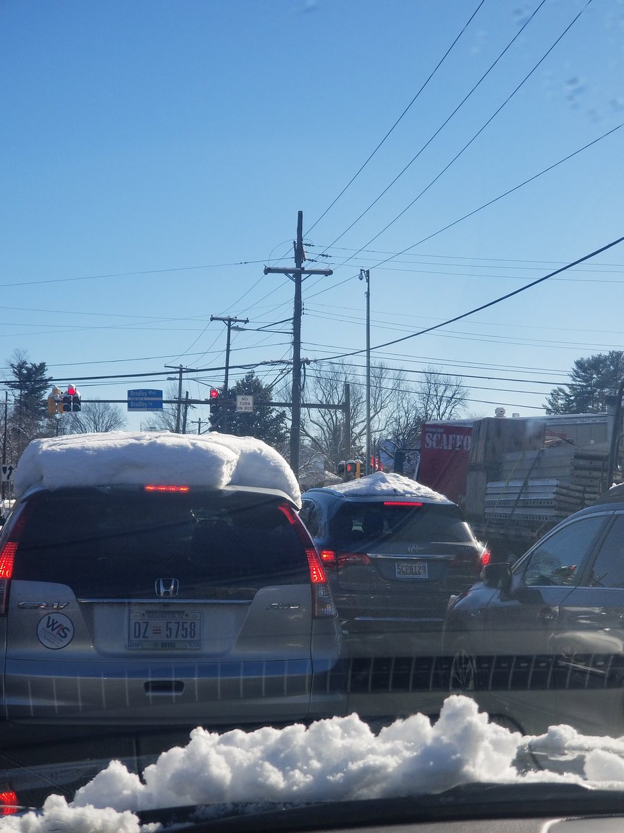 dougkammerer's tweet photo. Cant say it enough. PLEASE clean the top of your car https://t.co/oHRx3LrTVl