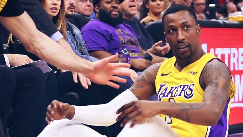 InfodeLakers's tweet image. Luke Walton informo que ante los Bulls habrá cambios en el quinteto titular.

Mi apuesta personal es que cambiará a Hart para que entre KCP.

#LakeShow