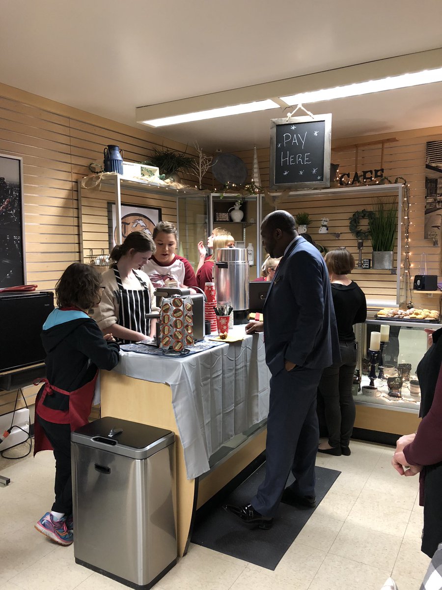 S/O to Ms. Fabrizio and her amazing students for the grand opening of The Stable- Pondo’s new coffee shop! Watch out Starbucks! <a href="/dcsdk12/">Douglas County School District</a>