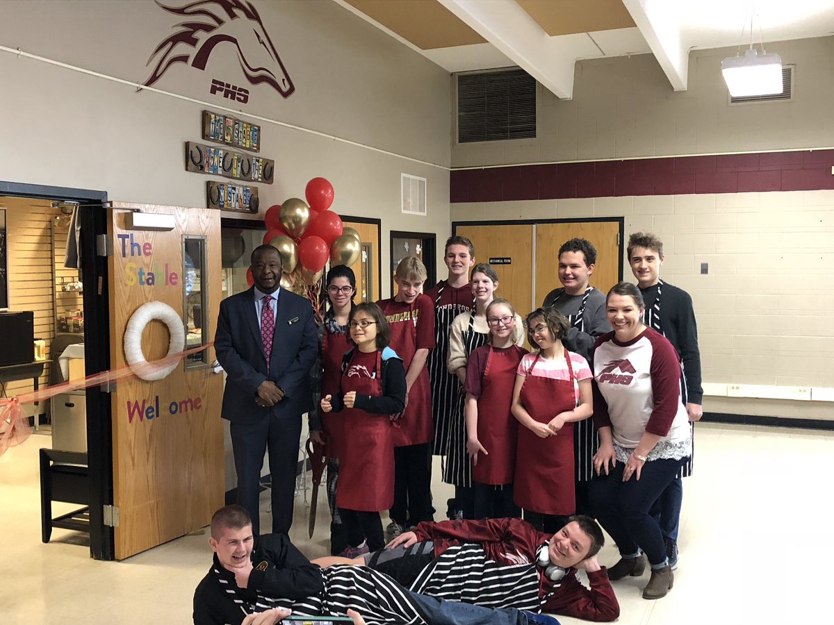 phsmustangs's tweet photo. S/O to Ms. Fabrizio and her amazing students for the grand opening of The Stable- Pondo’s new coffee shop! Watch out Starbucks! @dcsdk12 https://t.co/PyOGG2lZhL