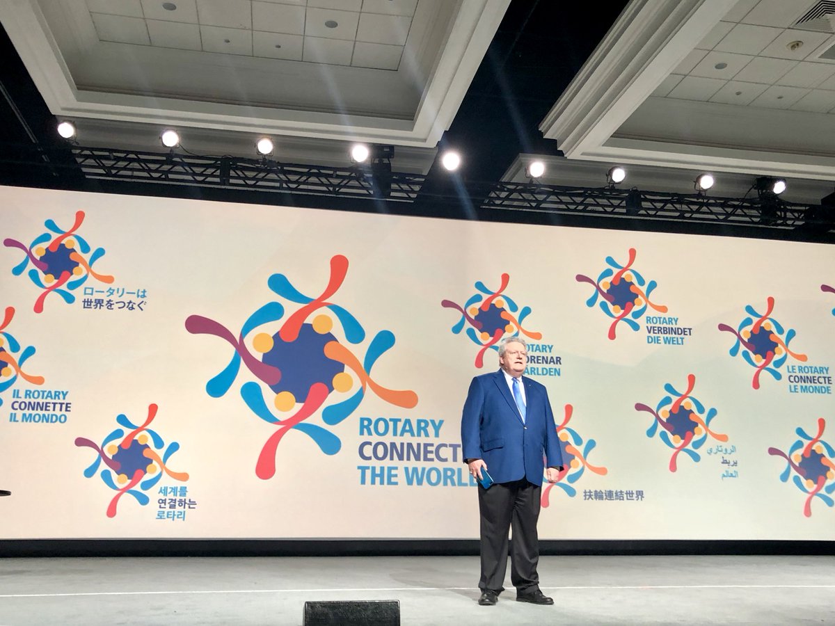 RotaryBrasil's tweet image. O presidente eleito do Rotary International, Mark Maloney, anunciou seu lema para 2019-20:
"O Rotary Conecta o Mundo". 🌎