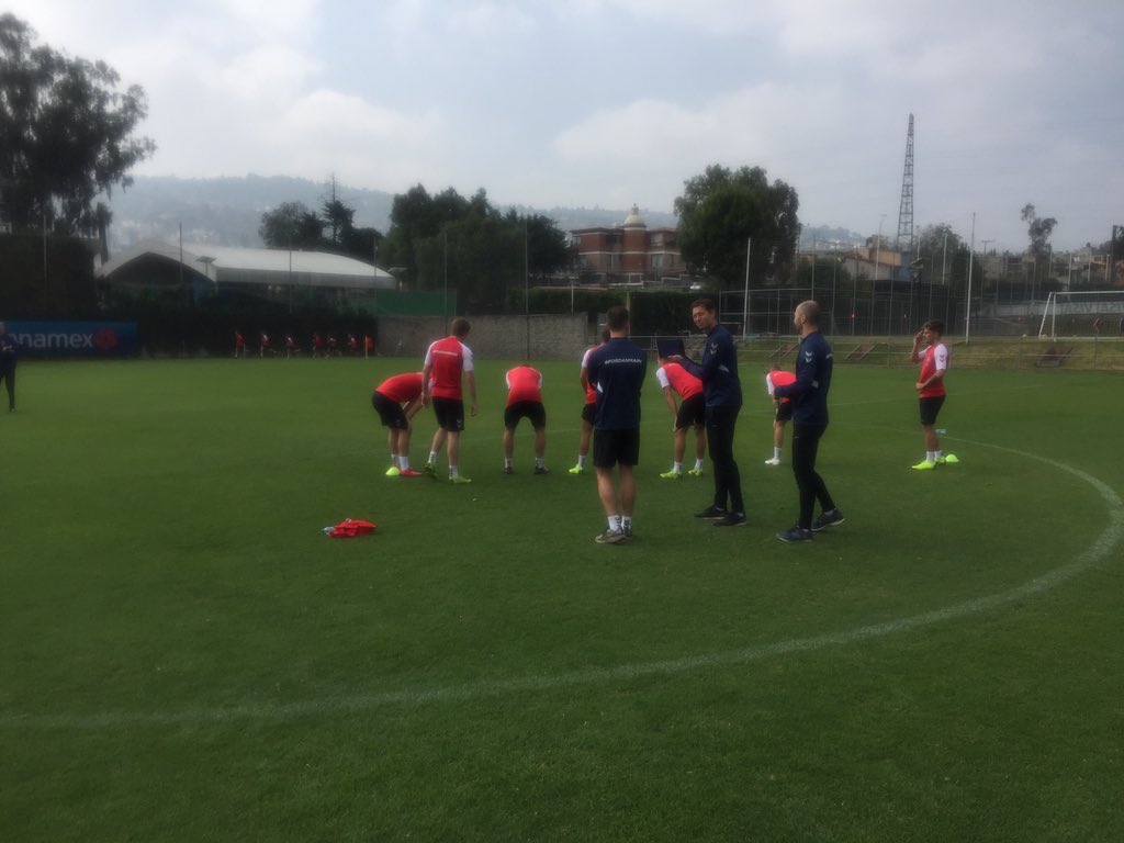 Niels Frederiksen tweet media