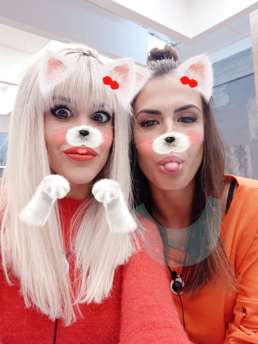 sofiasuescun's tweet photo. #GHDuoUltimahora2 Que opinais?Somos  las gatitas miau miau😀 https://t.co/Vk2NYW5tOy
