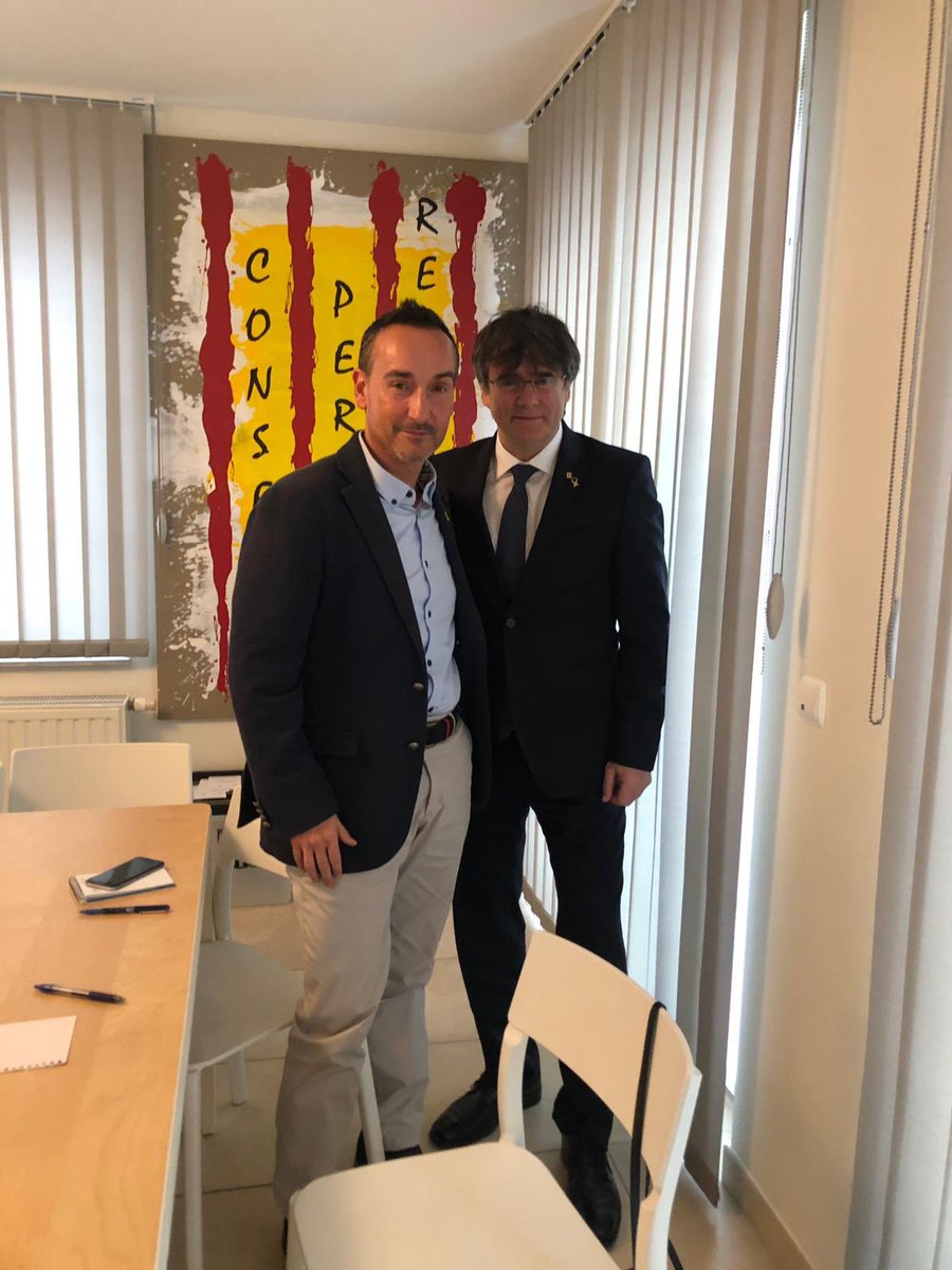 JPGomezComes's tweet photo. Gràcies president @KRLS pel teu suport al nostre projecte de Junts per l'Ametlla de Mar, pel teu lideratge i pel teu compromís amb Catalunya. T'esperem ben aviat amb els braços oberts a l'Ametlla de Mar! @Pdemocratacat https://t.co/qFoTqmxrd4