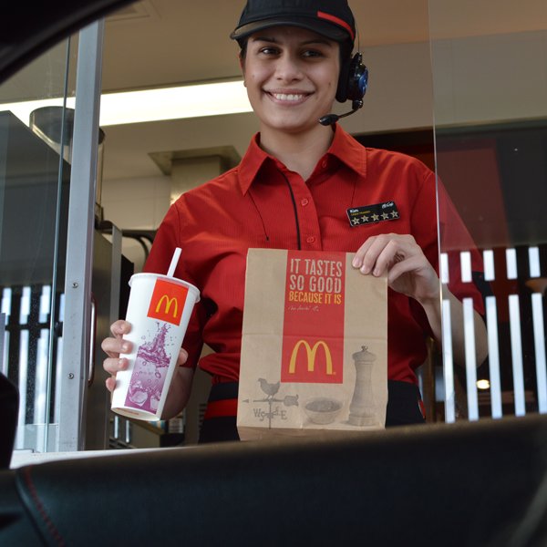 Turns out that as an employee at Mcdonalds abroad you'll make around 23,750EGP, while as an IBM employee in Egypt you'll make roughly 8,000EGP 😩. #WhyStudyAbroad