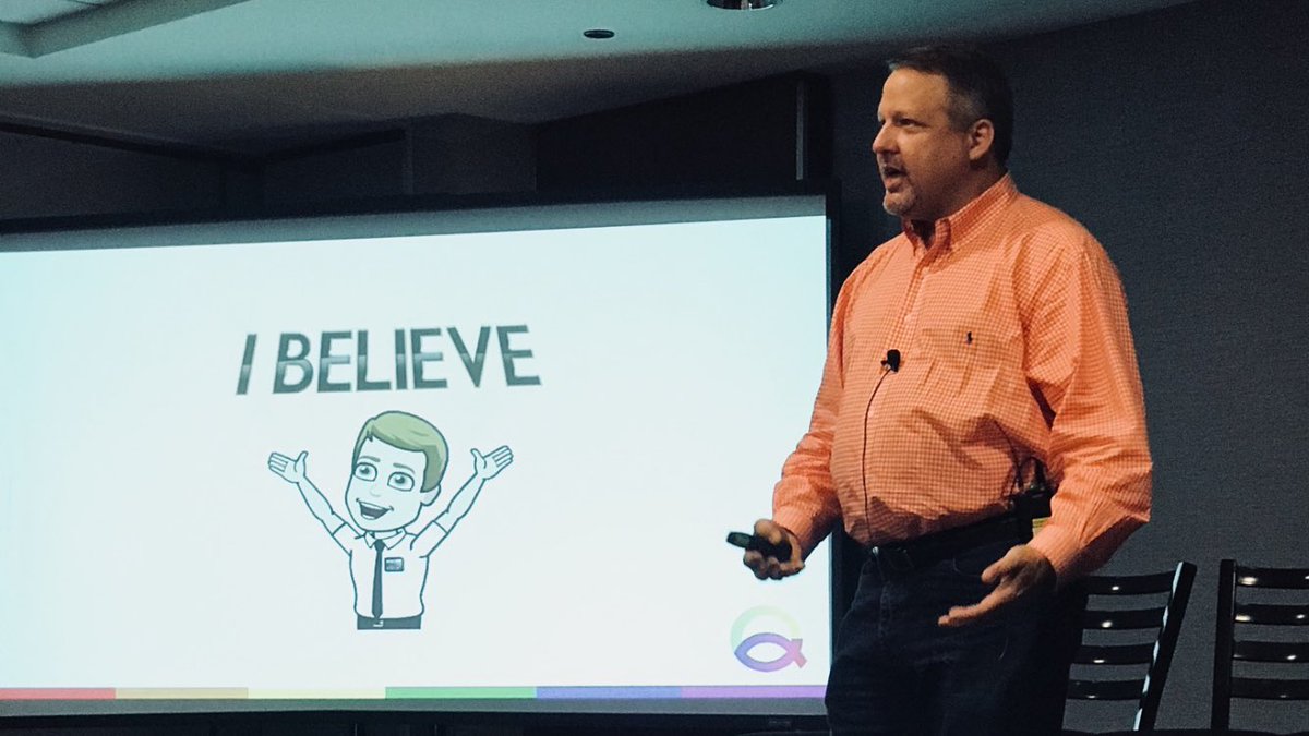 jdopenlyme's tweet photo. Thanks Chicago for a great conference! @qchristianorg @freemomhugs @lizdyer @canyonwlkr @iAmArchuleta #QConf19 #QCFConf #beyondthehug #freemomhugs #Dadshugtoo #openlyme https://t.co/dTTYyU9XgA