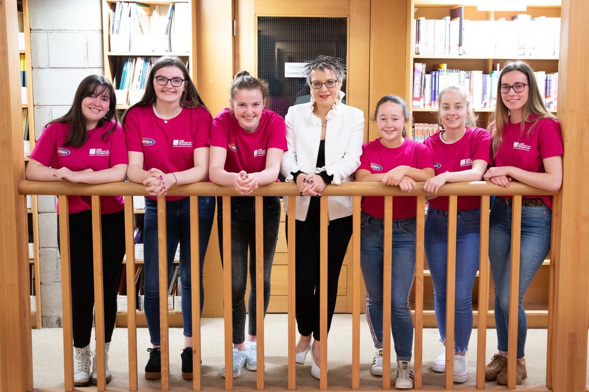 Cmodriscoll's tweet image. Great fun meeting future STEM leaders at the @IWish_ie @CIT_ie campus week ; a world of opportunity ahead of them #STEMCIT 💫💫