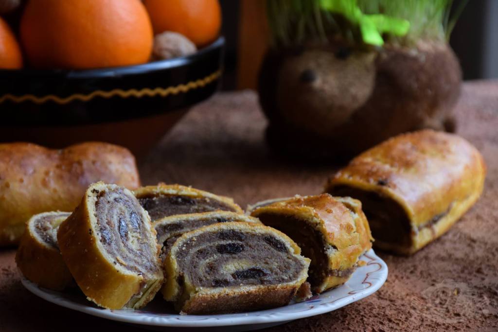 Novo na Kuvajmo: Recept za bejgli - tradicionalnu madjarsku božićnu štrudlu
Odličan kolač! Uživaćete! kuvajmo-blogovski.com/recept-za-bejg…