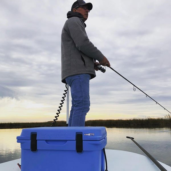EngelCoolers's tweet photo. nice pic from @capt.taddv 🐟🐟 when your cooler is keeping your drinks from freezing! @engelcoolers #engelcoolers #rotomoldedcooler #arcticblue #highperformancecooler #swfl #firedisc #cfa #livetarget #powerpole #reactioninnovations #airwaverods https://t.co/evWQlK8YCv