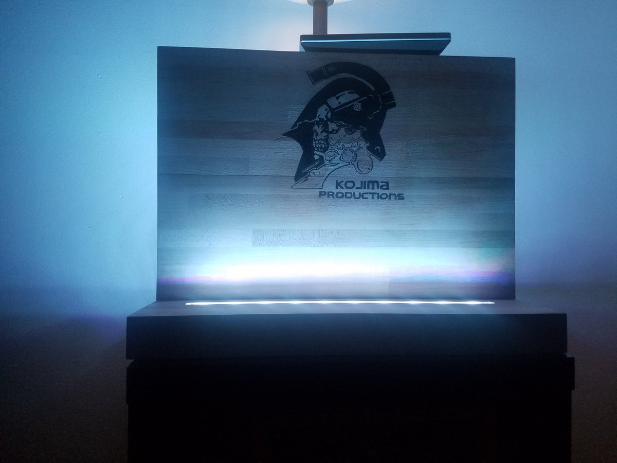 PapaViking1's tweet photo. Because I am tired of waiting for @HIDEO_KOJIMA_EN  new master piece #DeathStranding I had to kill some time and make my self a new night light 
.
#PlayStation4 
#gamers https://t.co/YAi28hlLh0