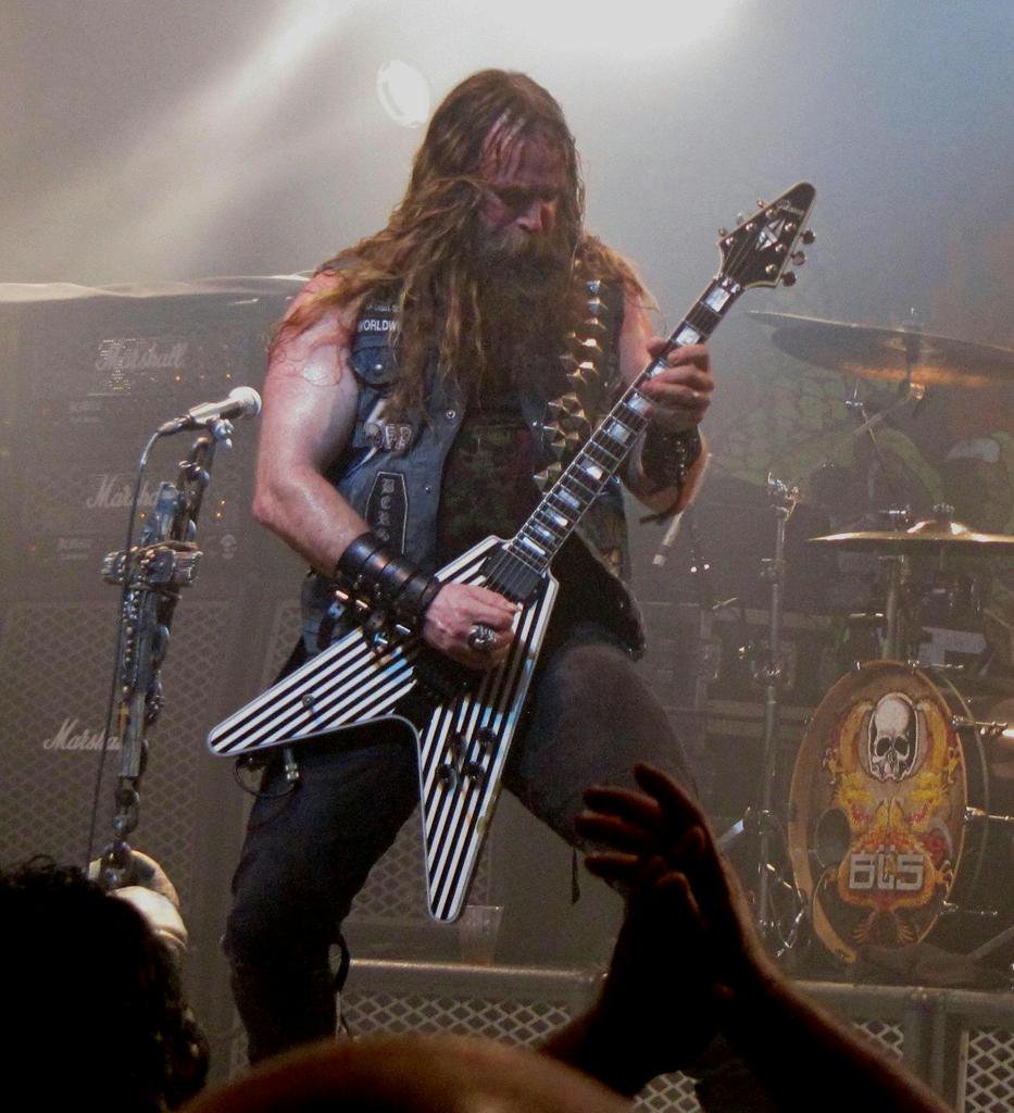  Happy Birthday Zakk Wylde       next i See you 
15.2.19 in Frankfurt 