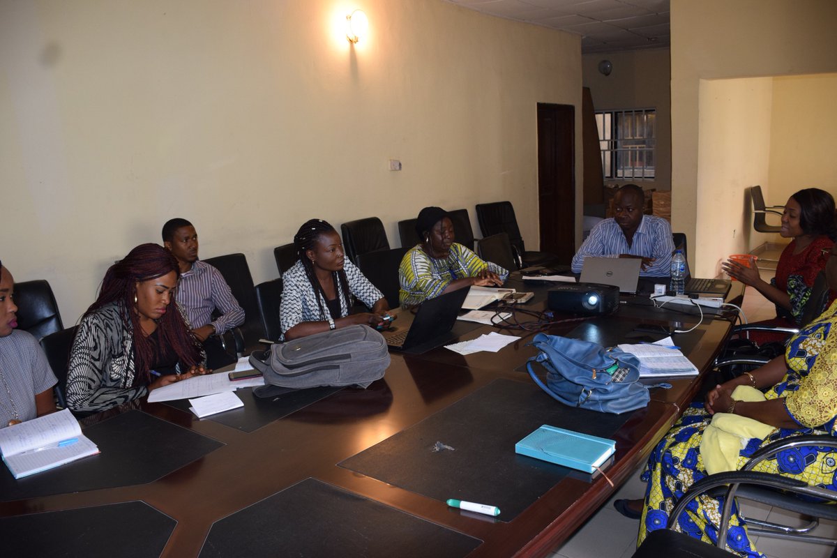 Nscipnigeria's tweet photo. Earlier today, the leaderships of @Nscipnigeria; @ARC_Nigeria / @ARC4SC and @WarehouseVisib1 met to debrief better approaches to strengthen warehousing of #medicines at State level, with focus on #supplychain sustainability. #NSCIP @GlobalFund https://t.co/yIHrnc7mGC