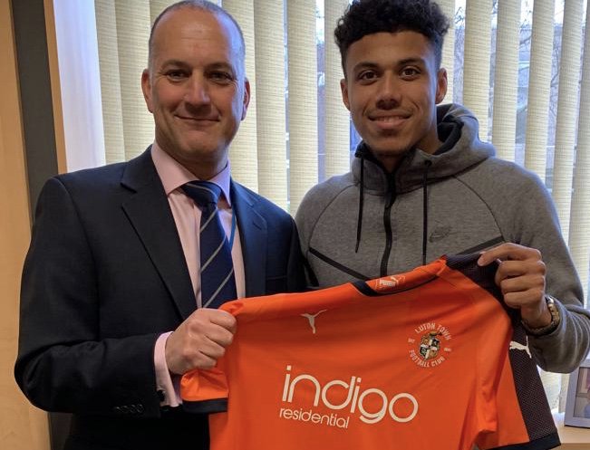 ‘One of our own’ Ex Putteridge High School student <a href="/jamesjustin98/">James Justin</a>  finds time in his busy schedule to visit his old School. Thank you James, we hope you continue to play fantastic football with the flying Luton Town FC.