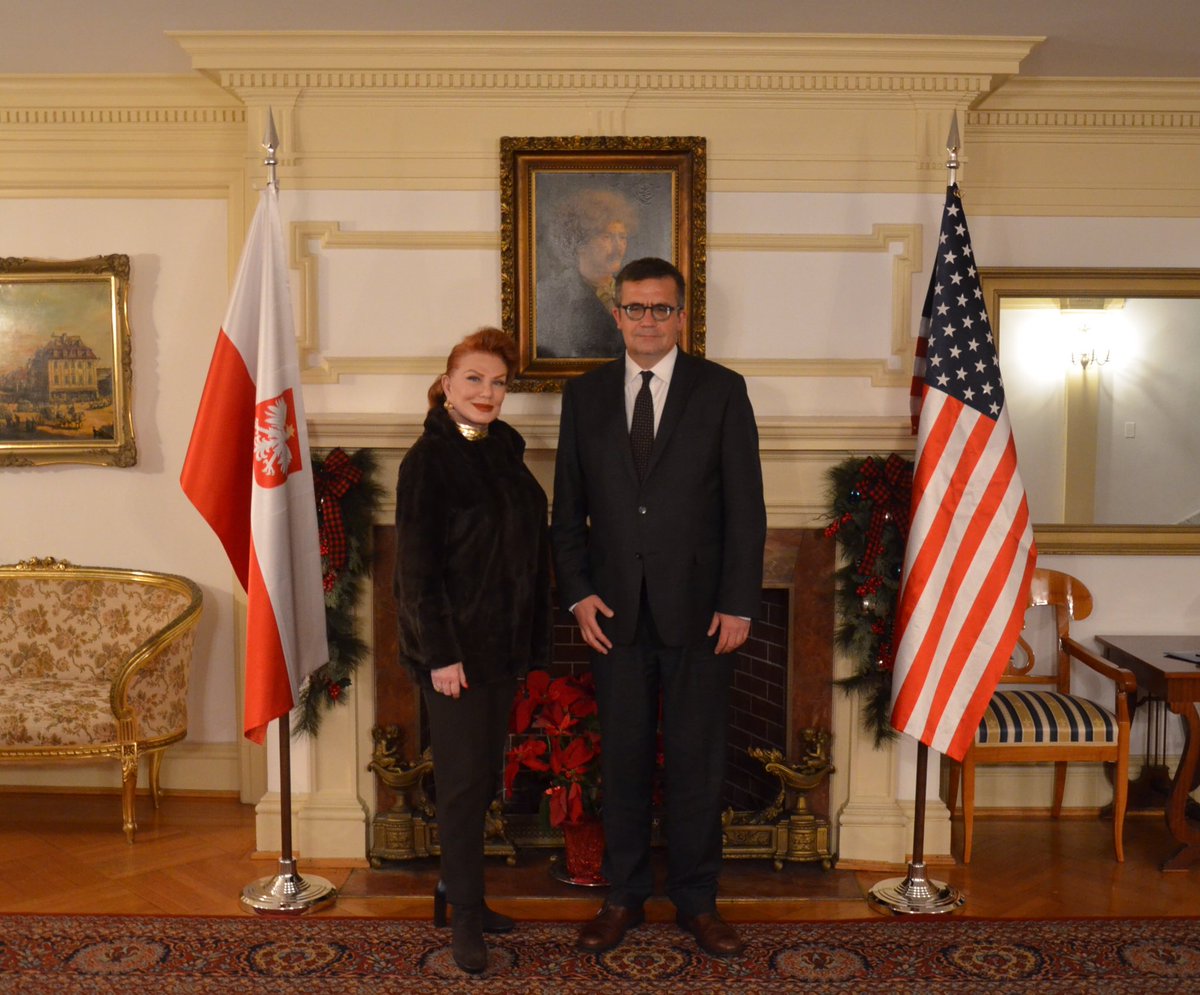 Today I met with Ambassador Mosbacher @USAmbPoland. Very fruitful meeting: we discussed bilateral PL-US issues, including strengthening security & energy ties, Poland’s inclusion in the Visa Waiver Program as well as the centennial of 🇵🇱🇺🇸 relations. #PLUS100Together