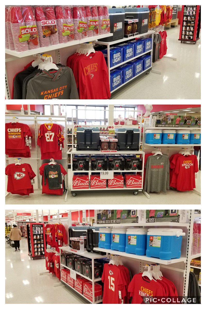 MSTW32's tweet photo. Utilizing Amp Gifting fixtures to maximize sales!! @alyssalevin1234 @JulieEnglar https://t.co/nUFt5ilawq