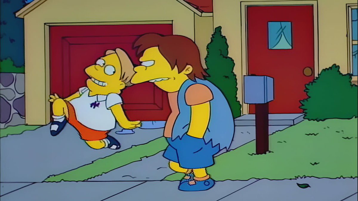 iresimpsonsfans's tweet photo. Martin O'Neil and Roy Keane arriving at Nottingham Forrest for their first press conference https://t.co/ptoXQCpznd