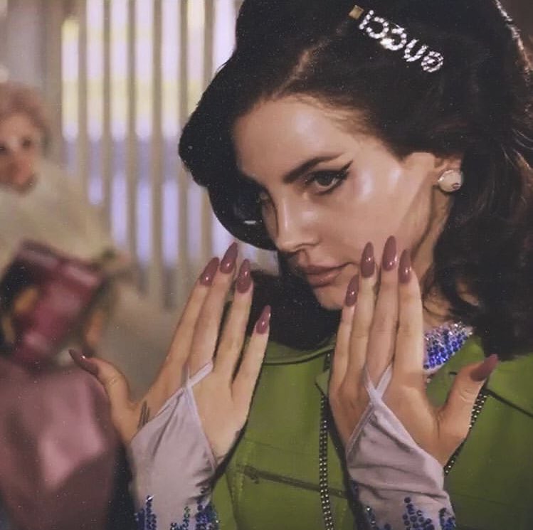 Ally grammar Supermarket Lana Del Rey Info on Twitter: "Lana Del Rey for Gucci Guilty.  https://t.co/WALPSI2H0D" / Twitter