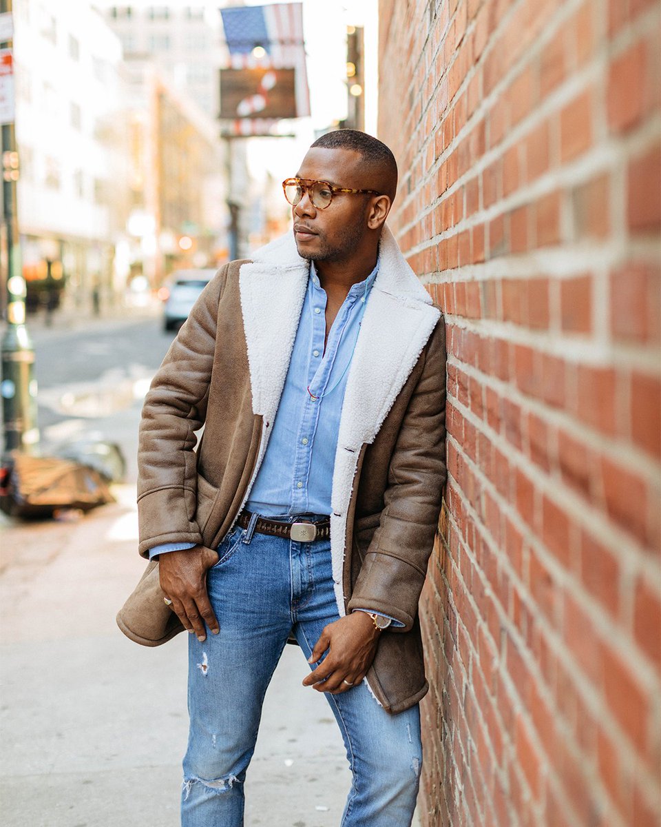 talliaclothing's tweet image. Do you have your #musthave winter coat? 🤔☃️
.
.
#TalliaOrange #wintercoat #mensfashion #mensstylepro #musthave #mensstyleguide