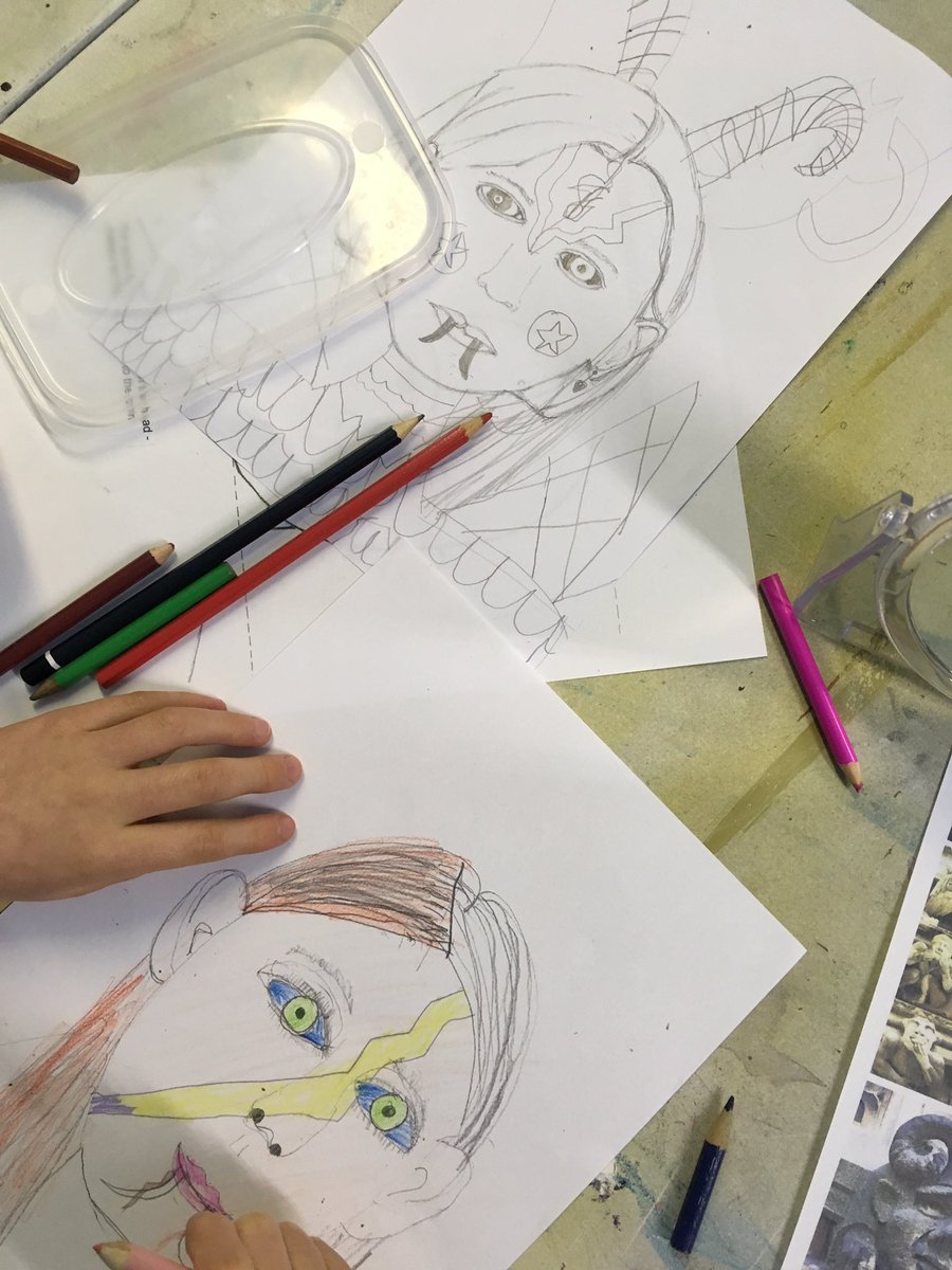 artpocketuk's tweet image. #MondayMayhem with #minipockets #drawing #beastly #selfies and #smartpockets #printmaking #MakeThinkDo