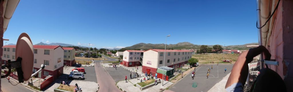 drjayatplay's tweet photo. Ocean View iNethi Community mesh has launched. Here is the first mesh node being installed near high school, providing free local iNethi services such as chat, file sharing and social networking and Internet at R10/GB. OpenCellular and blockchain coming soon @AmmbrPlatform https://t.co/796LltgjJm