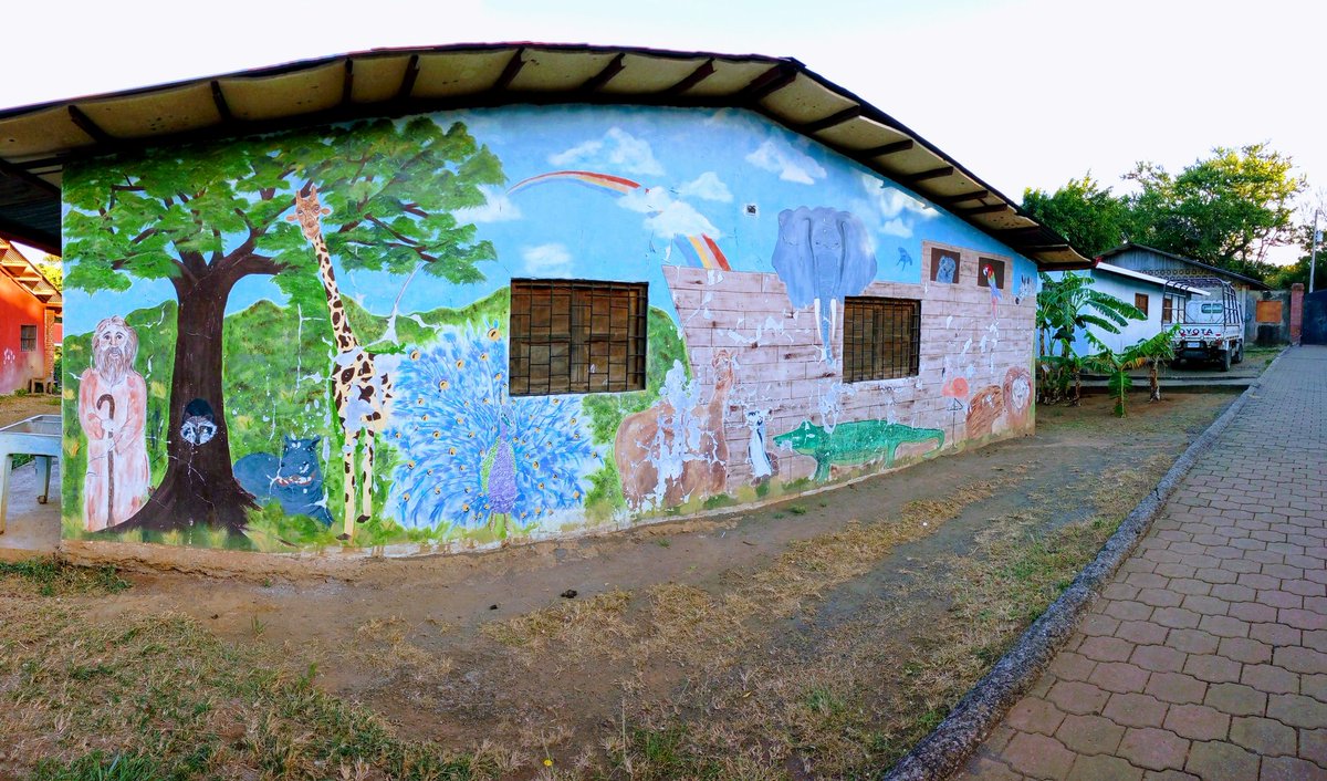ReynaVz17's tweet photo. House of Hope 
#hope #Love #nicaragua #community #ChangeTheWorld https://t.co/2EJyDwYrvq