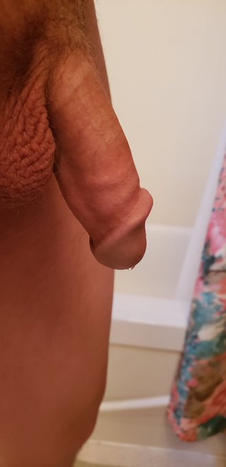 I didnt see the #cum drip untill after I put my clothes back on #cock #flaccid #sex #porn #gayporn #gayteen