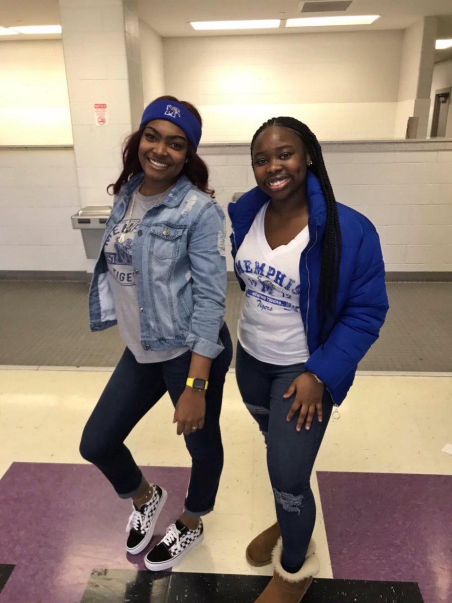 JagNation_SGA's tweet photo. SGA showing their school spirit for Homecoming and their future University.. from Jaguars to Tigers! Trying to figure out whos President and VP better than ours? #WeWillWait #MondayMadness #Winterfest2019 @Jannaaaiii_ @Yasmiinooo https://t.co/VwEbsK6gxH
