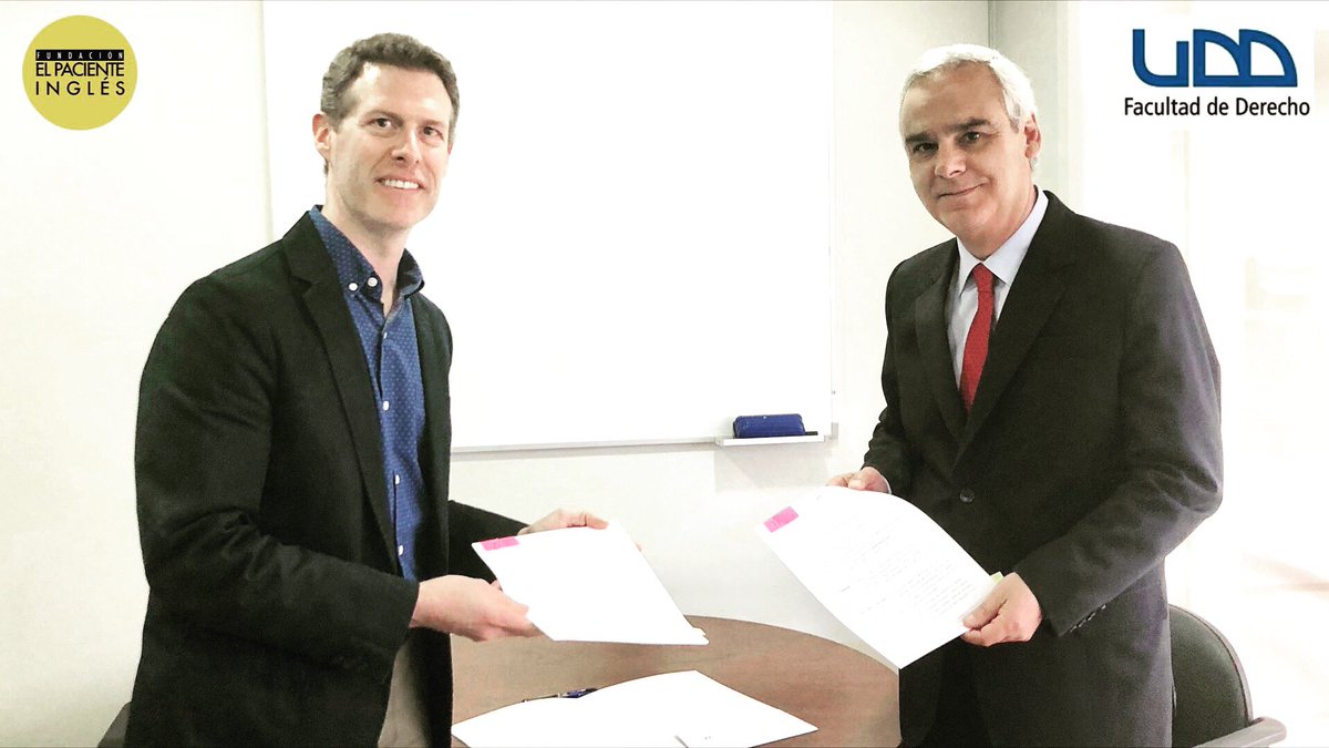 inglespaciente's tweet photo. Gonzalo Rioseco Martínez, Decano de la Facultad de Derecho @UDD_cl, y @DiegoJazanovich, director ejecutivo de Fundación @inglespaciente, firmaron hoy un convenio de colaboración para el programa de pasantías de la facultad. #DerechoUDD https://t.co/sboPd72kra
