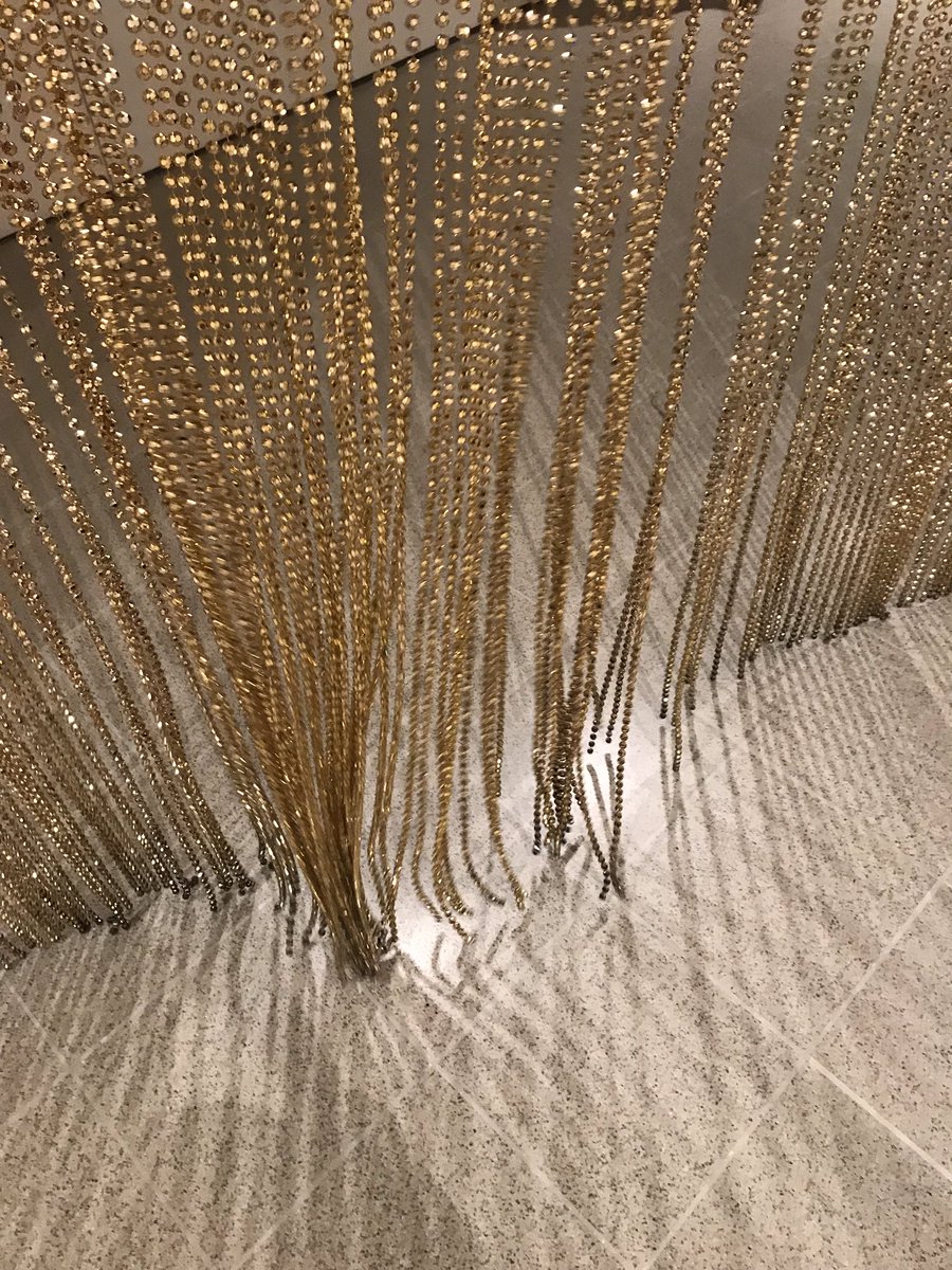 ‘I ask the public to help me, to take responsibility,to become part of the work, to join in’ Felix Gonzalez-Torres #Spaceshifters <a href="/haywardgallery/">Hayward Gallery</a>