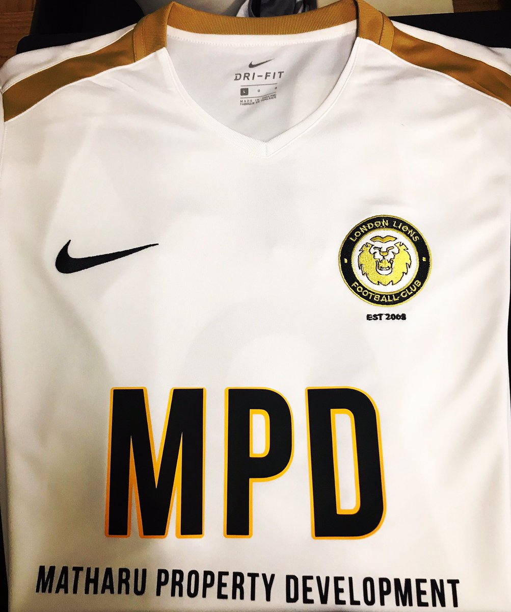 KitOutLondon's tweet photo. Been a while but here’s something straight off the press ♥️😇 #londonlions #KitOutLondon #winterthreads #embroidery #vinyl #threads #London #Essex https://t.co/K16MkEw5SQ