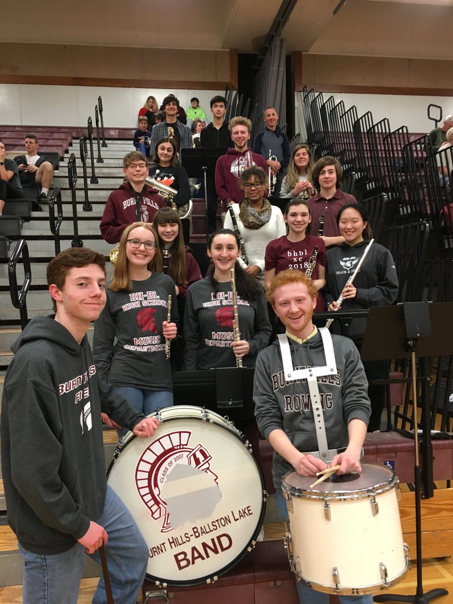BHBLBand's tweet photo. Caption this photo! #midtermmonday https://t.co/TDq8tgeDkT
