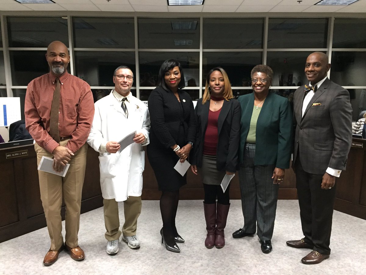 VanceCoSchools's tweet photo. What a wonderful evening of recognition at the Board of Education meeting tonight! There were 27 teachers getting thousands of dollars in bonus pay based on their students’ outstanding performances. https://t.co/RErmQT3sh8